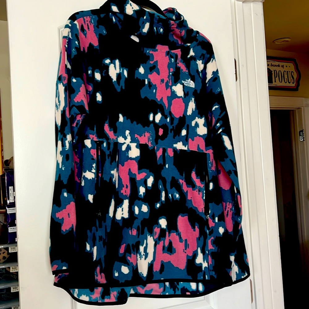 The North Face TKA Glacier Pullover Hoodie - Women's size XL